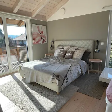 1 Privat-schlafzimmer, Eigenes Bad Im Architektenhaus 2 Min A8 Ruhig, Terrasse - Modern アパート *